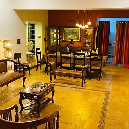 Shangri-La Valley Retreat Karjat Eksteriør billede