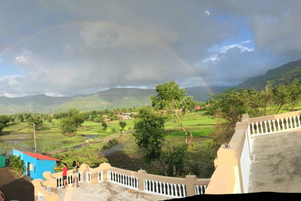 Shangri-La Valley Retreat Karjat Eksteriør billede
